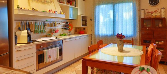 5 bedrooms Villa in Montopoli in Val d'Arno, Italy No. 307208 9