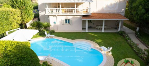 5 bedrooms Villa in Montopoli in Val d'Arno, Italy No. 307208 32