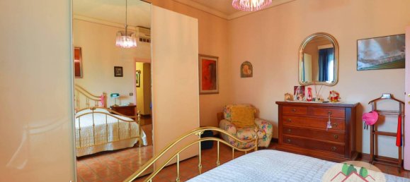 5 bedrooms Villa in Montopoli in Val d'Arno, Italy No. 307208 13