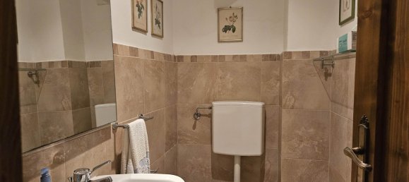 5 bedrooms House in Lamporecchio, Italy No. 358174 39