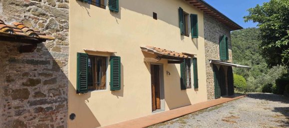 5 bedrooms House in Lamporecchio, Italy No. 358174 7