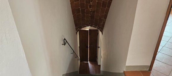 5 bedrooms House in Lamporecchio, Italy No. 358174 36