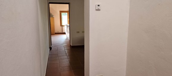 5 bedrooms House in Lamporecchio, Italy No. 358174 37