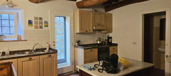 5 bedrooms House in Lamporecchio, Italy No. 358174 29