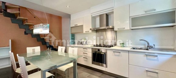 3 bedrooms Apartment in Udine, Italy No. 279323 4