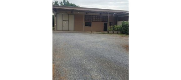 620m² Warehouse in Lamporecchio, Italy No. 269464 2