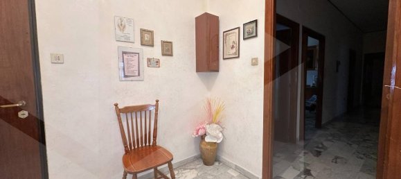 4 rooms Apartment in Foggia, Italy No. 26020 3