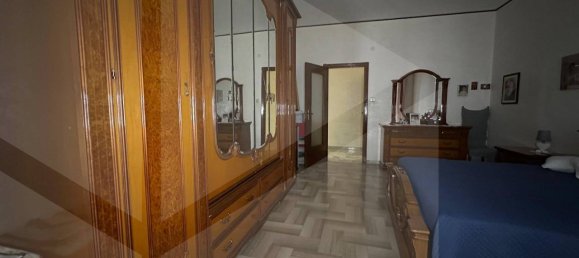 4 rooms Apartment in Foggia, Italy No. 26020 75