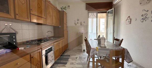 4 rooms Apartment in Foggia, Italy No. 26020 30