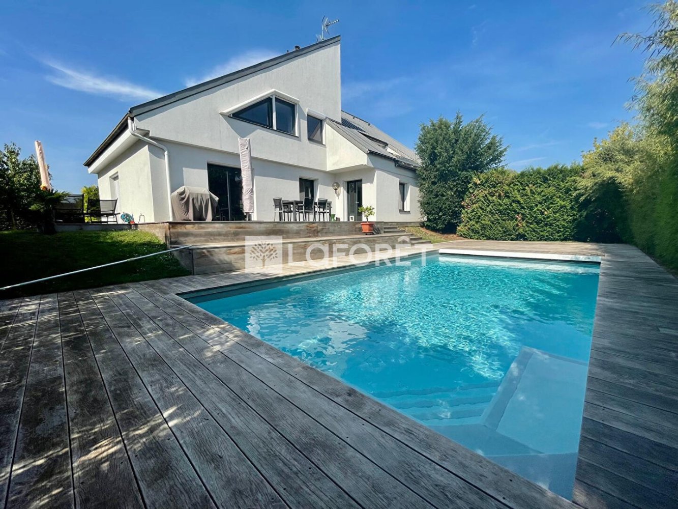 5 bedrooms House in Strasbourg, France No. 225670