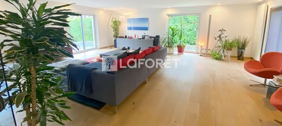 5 bedrooms House in Strasbourg, France No. 225670 3