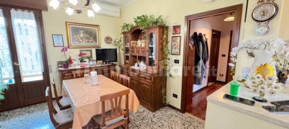 3 chambres Appartement à Spilamberto, Italy No. 216062 3