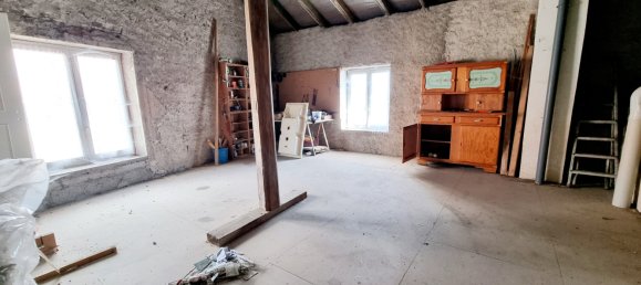 Casa de 3 dormitorios en Riche, France No. 85550 9