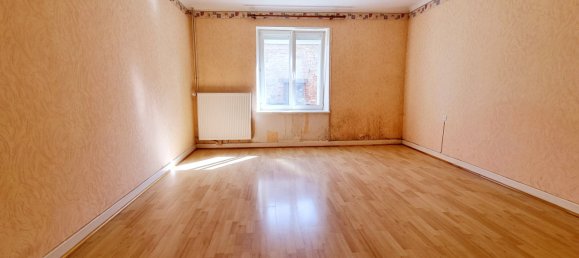 Casa de 3 dormitorios en Riche, France No. 85550 8