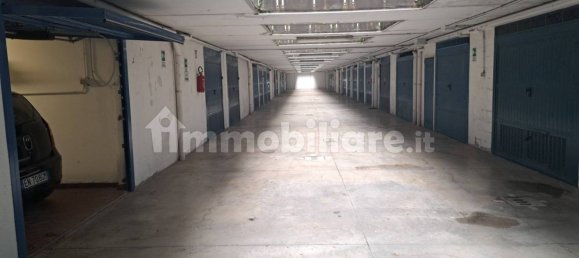 16m² Garage in Bologna, Italy No. 71237 5