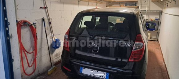 16m² Garage in Bologna, Italy No. 71237 2