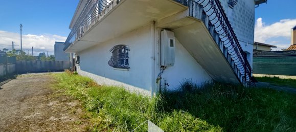 3 rooms Apartment in Eysines, France No. 95756 10