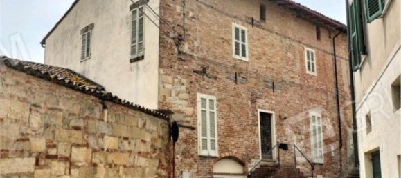 7 bedrooms Apartment in Ozzano Monferrato, Italy No. 381477 2