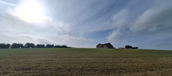 Дом с 6 комнатами в Порто Сант Эльпидио, Италия № 74864 9