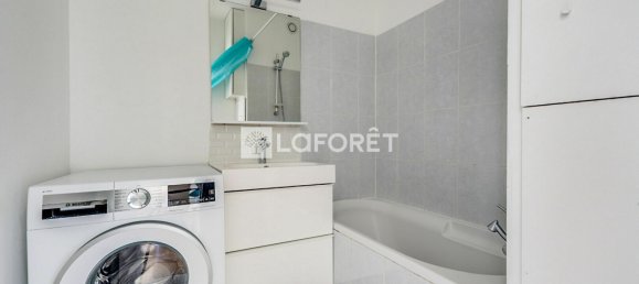 1 bedroom Apartment in Paris, France No. 334720 6