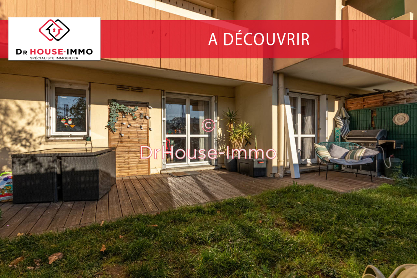 2 bedrooms Apartment in Mantes-la-Jolie, France No. 126409