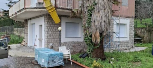 Villa de 3 dormitorios en Monreale, Italy No. 302023 2