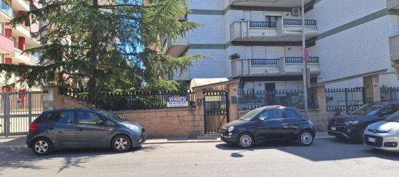 377m² Office in Andria, Italy No. 374895 2