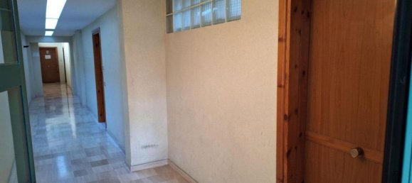 377m² Office in Andria, Italy No. 374895 9