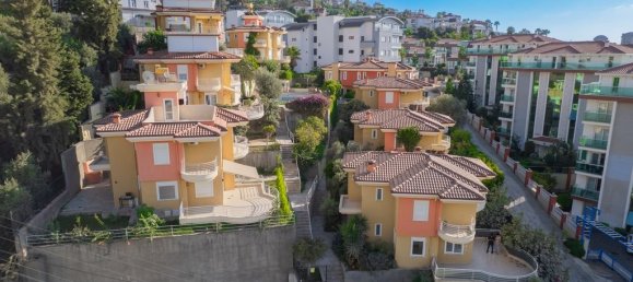 Квартира 4+1 в Каргыджак, Турция № 20470 3