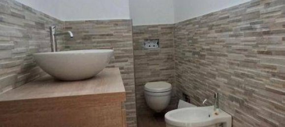 5 bedrooms House in San Giuliano Terme, Italy No. 219995 20