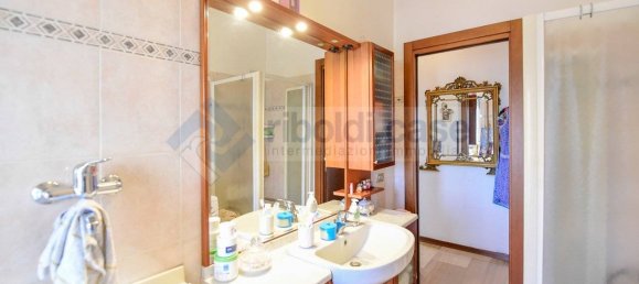 2 bedrooms Apartment in Desio, Italy No. 380975 20