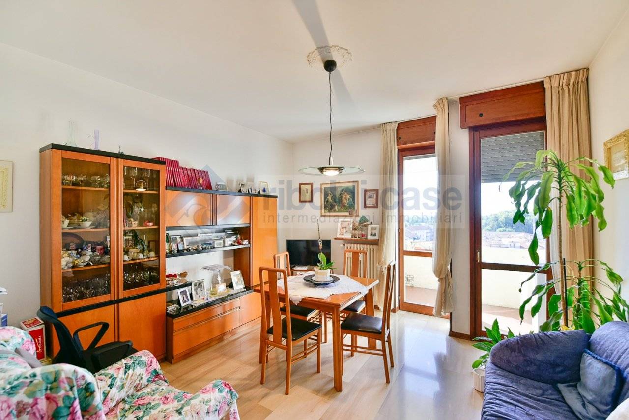 2 bedrooms Apartment in Desio, Italy No. 380975