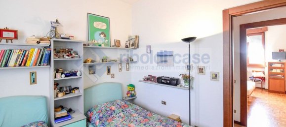 2 bedrooms Apartment in Desio, Italy No. 380975 7