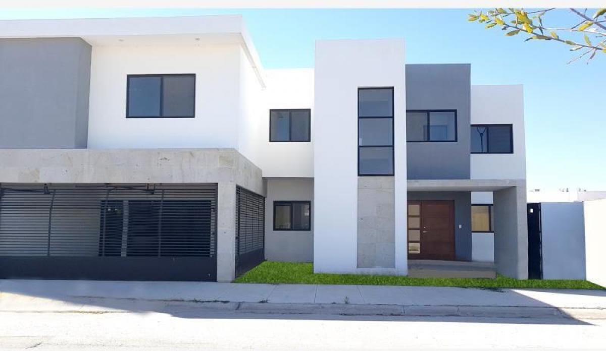 3 bedrooms House in Playa Vicente, Mexico No. 157759