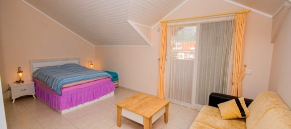 4 Schlafzimmer Property in Tosmur, Turkey, Nr. 6944 9