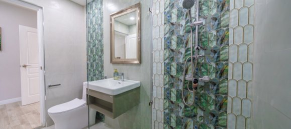 5 bedrooms House in Pattaya, Thailand No. 59233 18