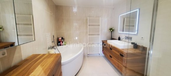 5 bedrooms House in Lattre-Saint-Quentin, France No. 73275 7