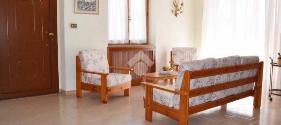 Villa de 3 dormitorios en Tagliacozzo, Italy No. 106489 4