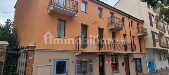 4 Schlafzimmer Villa in Valfenera, Italy, Nr. 162126 3