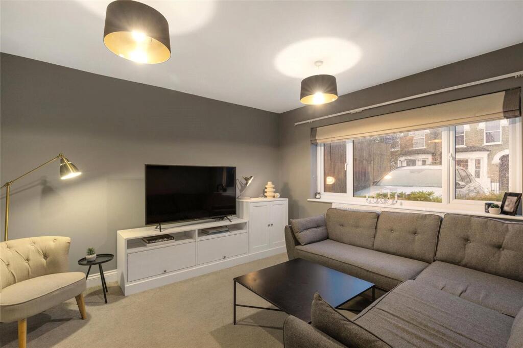 3 Schlafzimmer Maisonette-Wohnung in London, United Kingdom, Nr. 3571