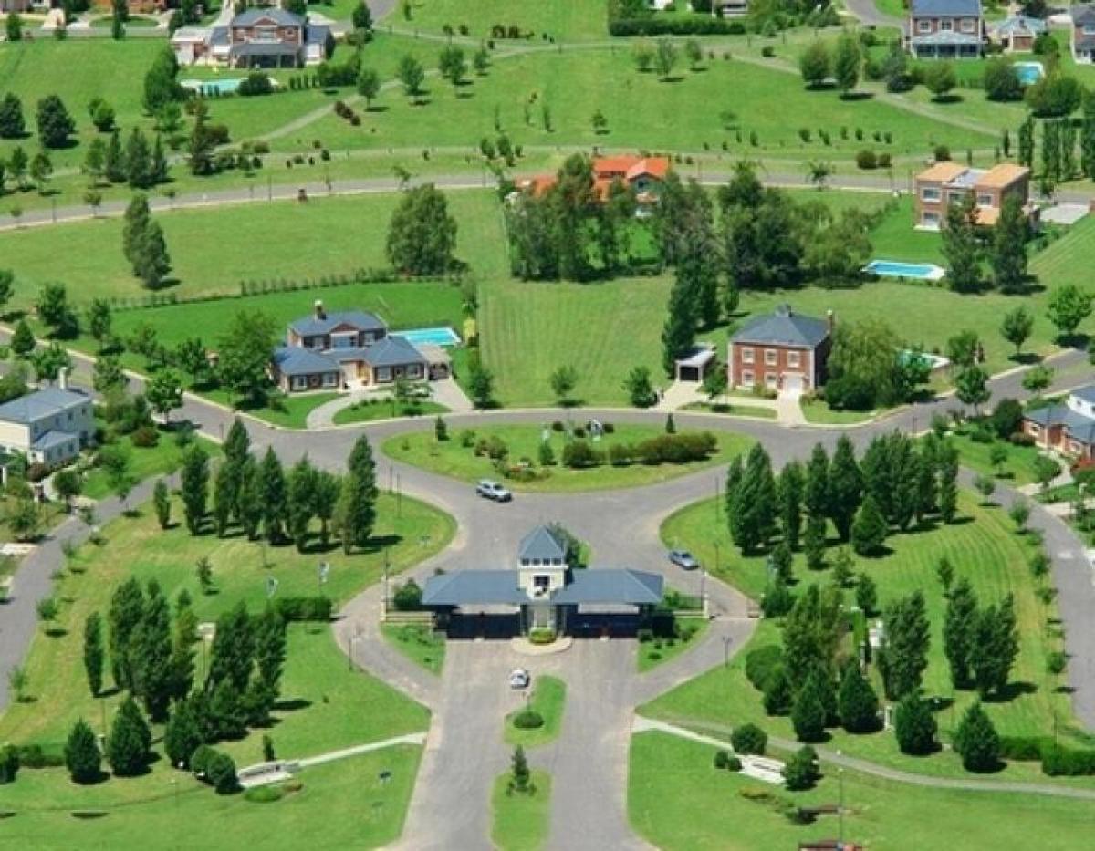 Земельный участок в Пилар, Аргентина № 115421