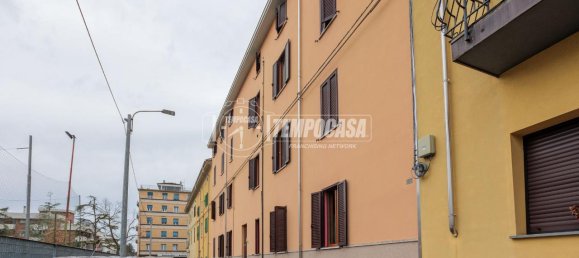 2 rooms Apartment in Parma, Italy No. 238051 16