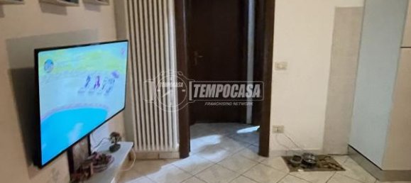 2 rooms Apartment in Parma, Italy No. 238051 3