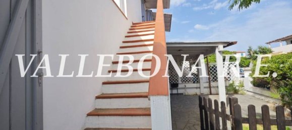 Villa de 3 habitaciónes en Sardinia, Italy No. 298256 2