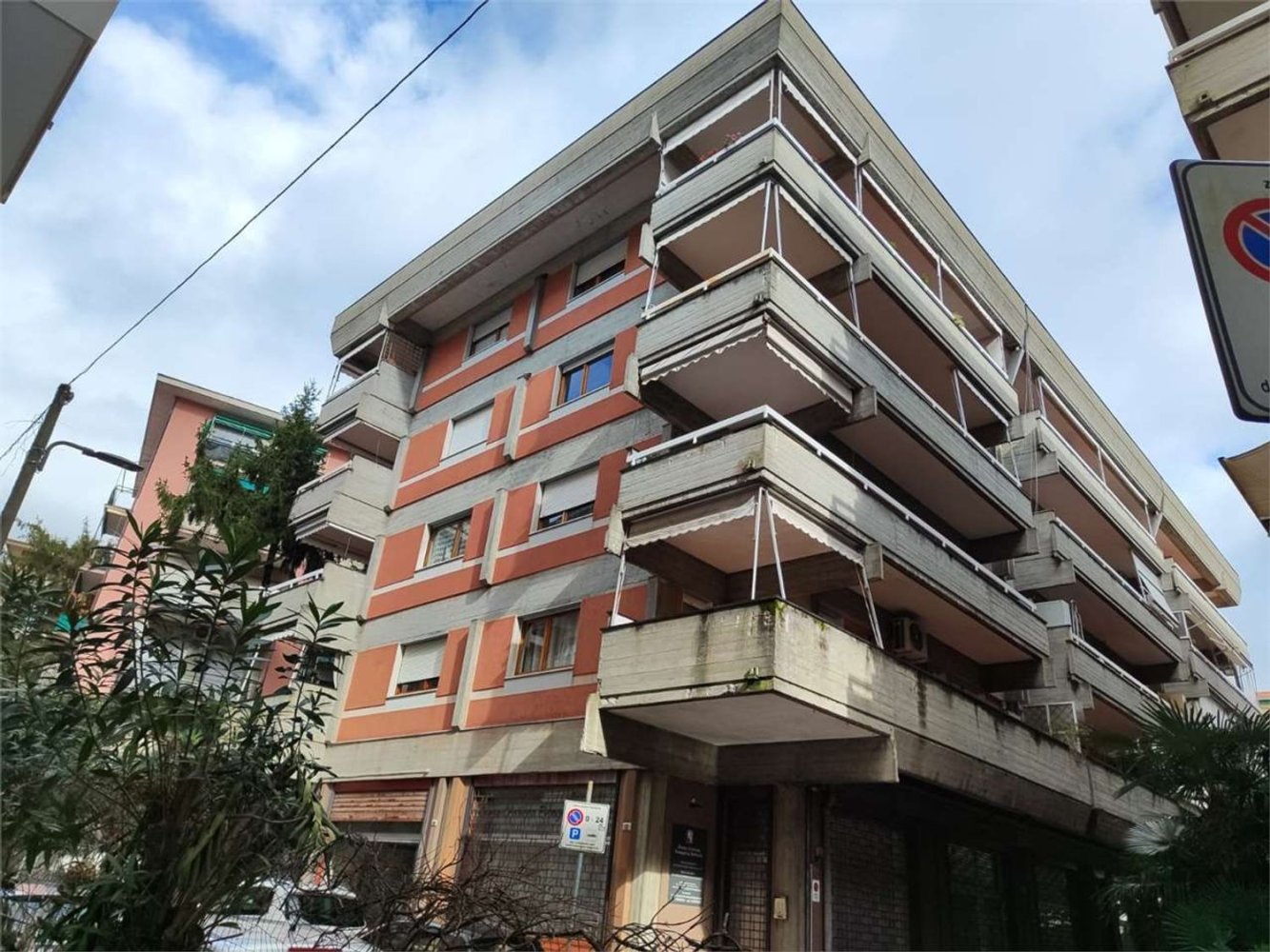 2 rooms Apartment in Rapallo, Italy No. 196625