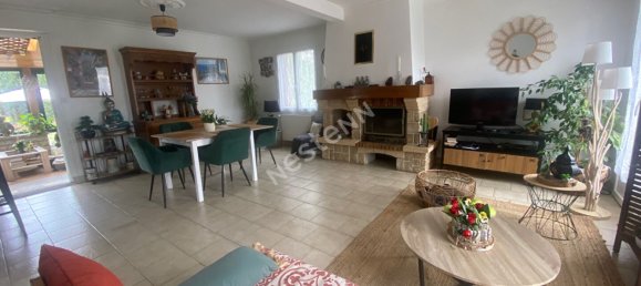 4 Schlafzimmer Haus in Morbihan, France, Nr. 334604 4