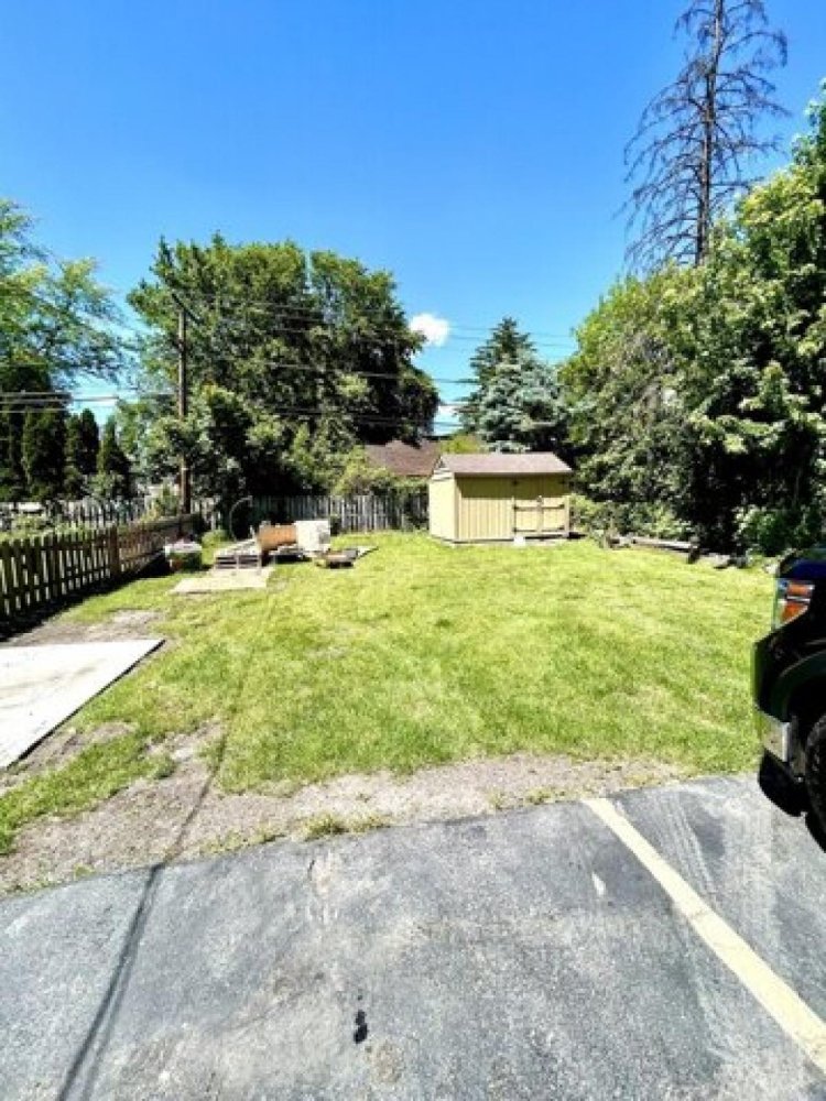 3 Schlafzimmer Haus in Elmhurst, USA, Nr. 253621