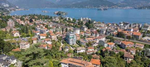 Apartamento de 2 dormitorios en Stresa, Italy No. 373587 27