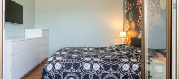 Apartamento de 2 dormitorios en Stresa, Italy No. 373587 15