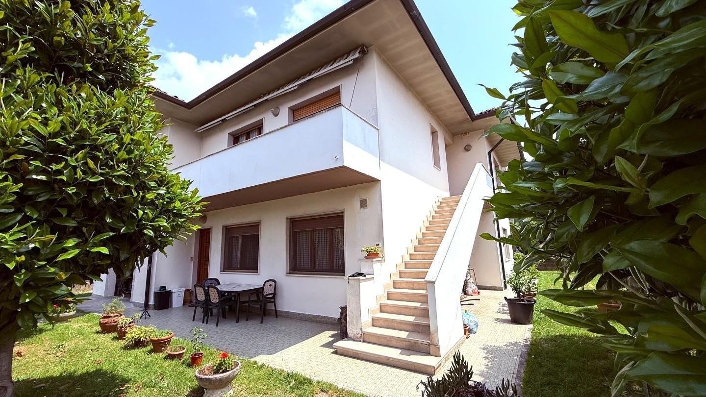 5 Schlafzimmer Villa in Vicopisano, Italy, Nr. 390821